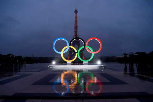 Souvenirs des Jeux Olympiques de Paris : des peluches aux couleurs de la France