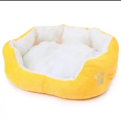 An adorable yellow dog basket with a cute canine design – a cozy and stylish addition for your furry friend's comfort