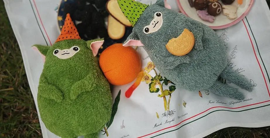 Los peluches de Brett Manning en el campamento