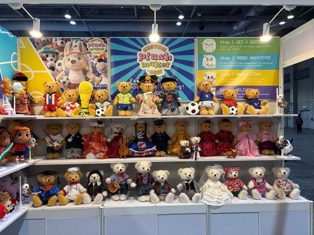 We exhibited our plush toys at the Global Sources trade show in Hong Kong.