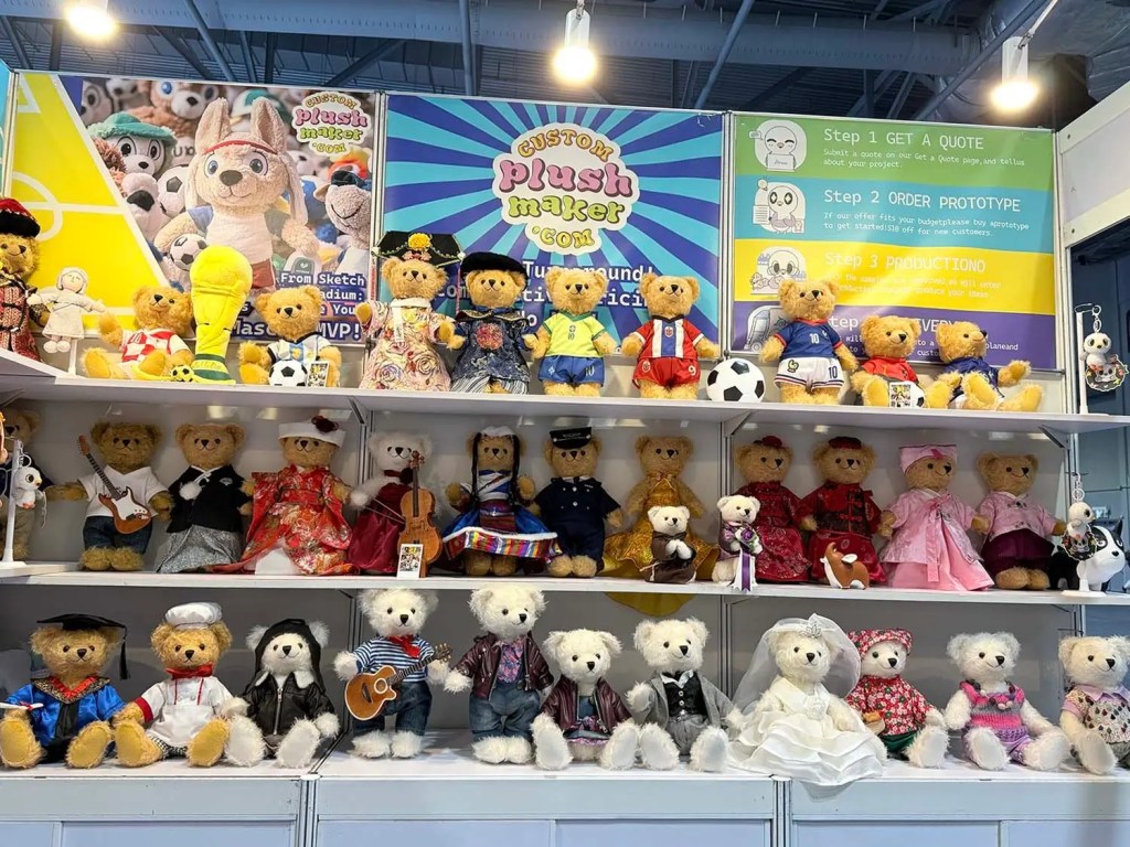 We exhibited our plush toys at the Global Sources trade show in Hong Kong.